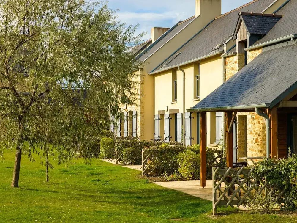 Beautiful Luxury Apartment Near a Breton Oyster Village - Photo 1