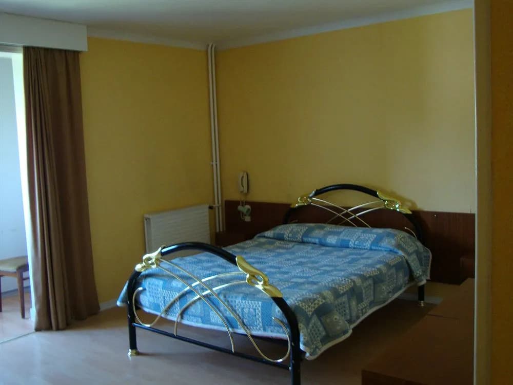 Auberge Du Pont Canal - Photo 3
