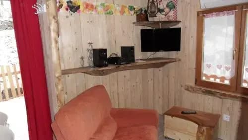 La roulotte du bucheron - Photo 4