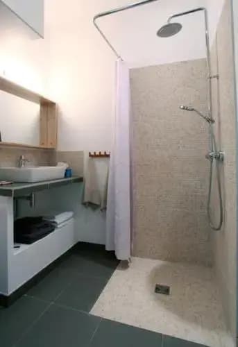 La Cour du 5ème - Chambre d'hôtes - Miniature 8