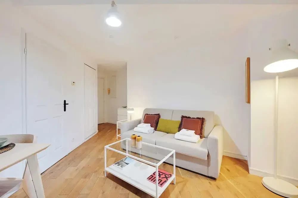 Bright, Modern Studio for 2P - La Defense - Photo 4