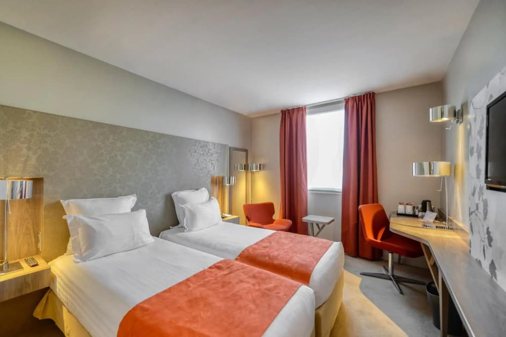Best Western Plus Paris Velizy - Photo 3