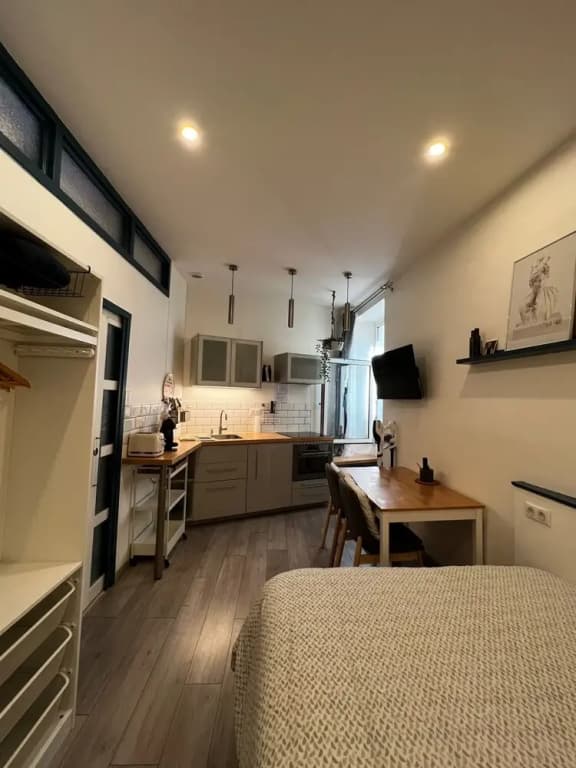 Mrtn Apartments & Suites - Miniature 8