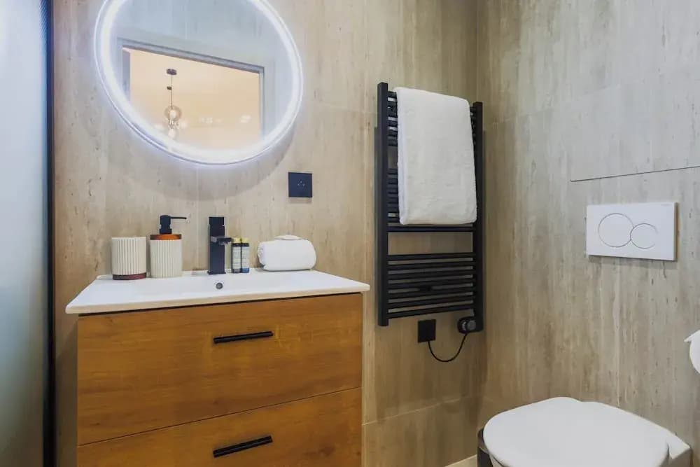Superb Duplex 1 Bedroom Center of Paris - Miniature 6