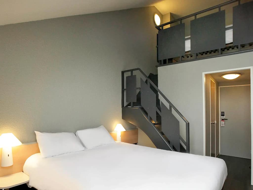 ibis Granville Port de plaisance - Miniature 6