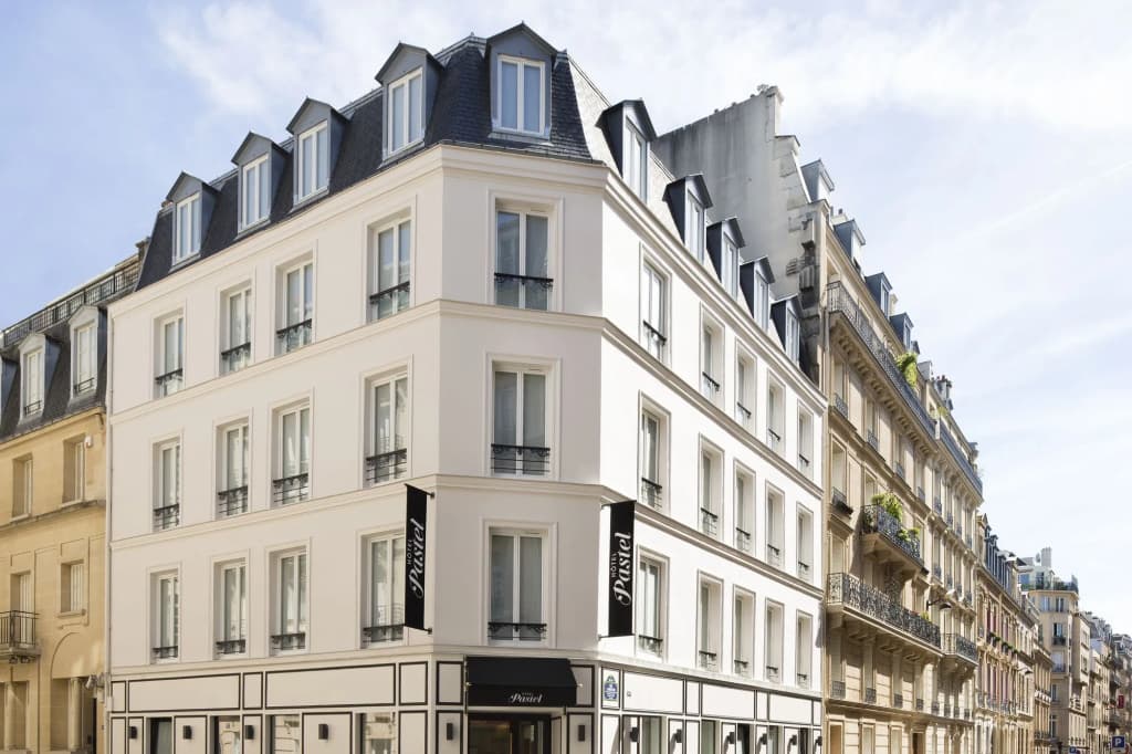 Hôtel Pastel Paris - Photo 1
