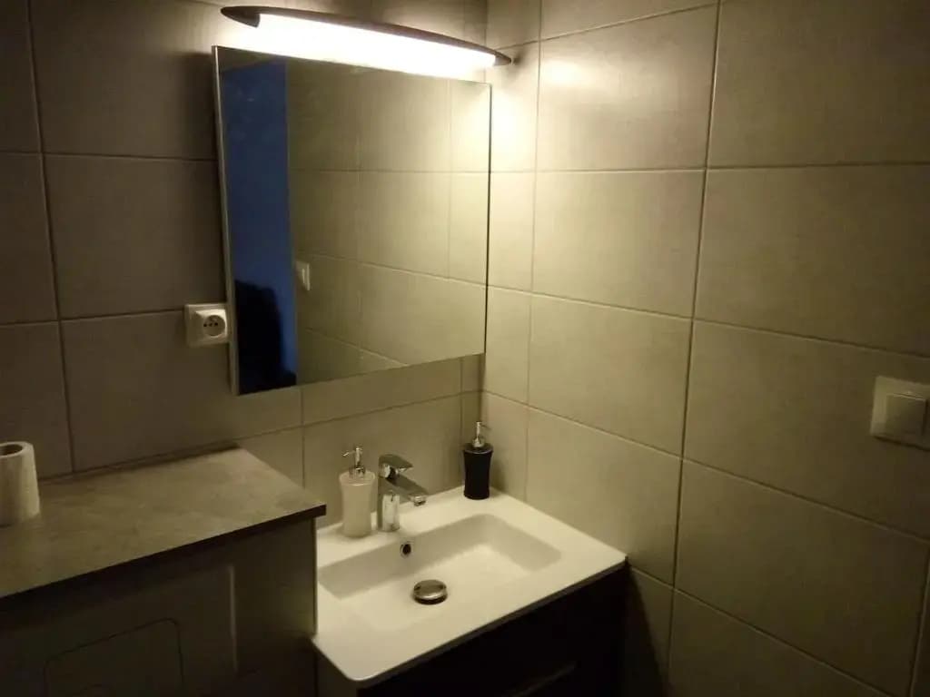 Appartement 2 pieces 40 m2, dans hyper centre, avec piscine au rez de chaussee - Photo 5
