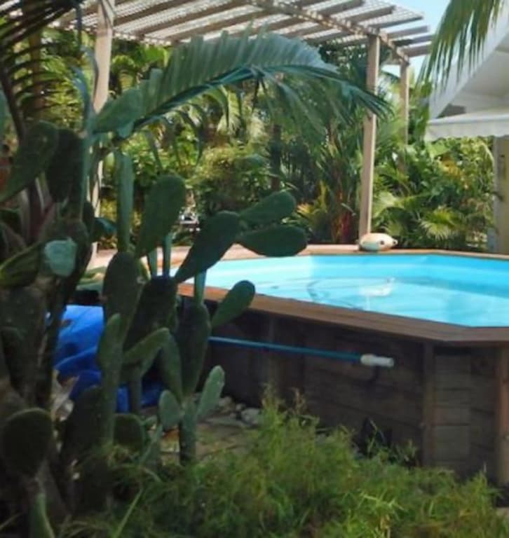 Chalet d'une chambre a Le Vauclin a 150 m de la plage avec piscine privee jardin clos et wifi - Miniature 7