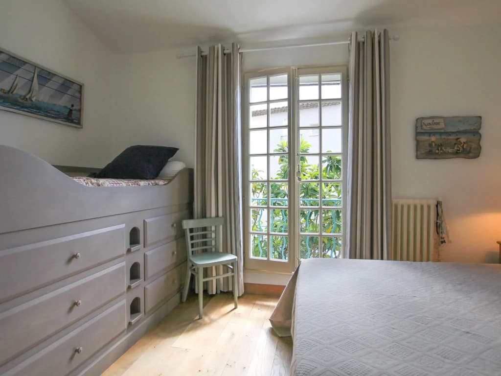 Charming Holiday Home With Terrace - Photo 3