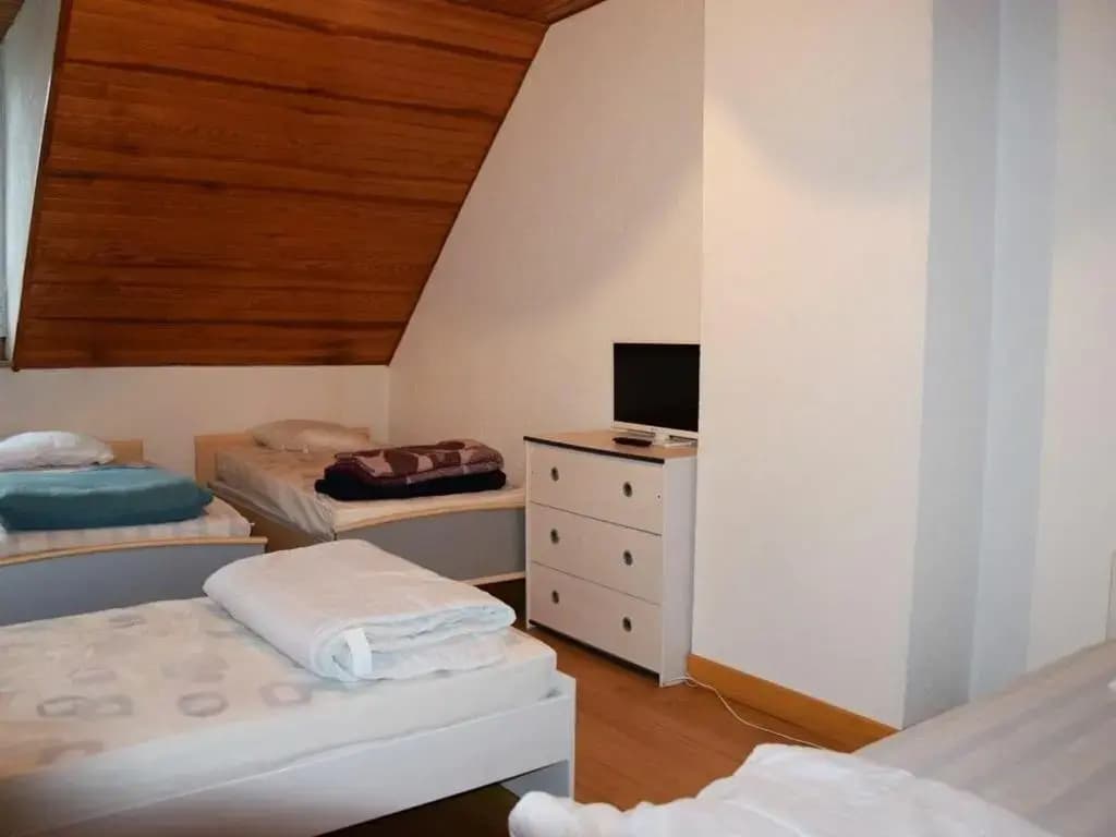 Gîte Vichères, 4 pièces, 6 personnes - FR-1-581-91 - Photo 3