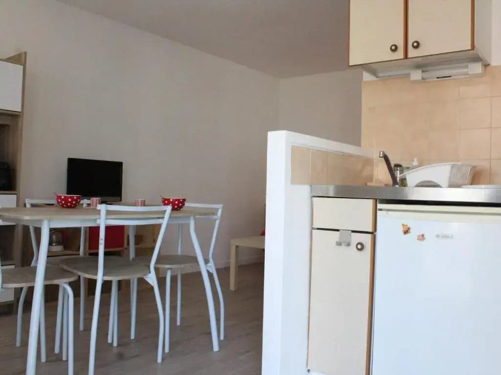 Appartement La Rochelle, 1 pièce, 2 personnes - FR-1-246-110 - Photo 2