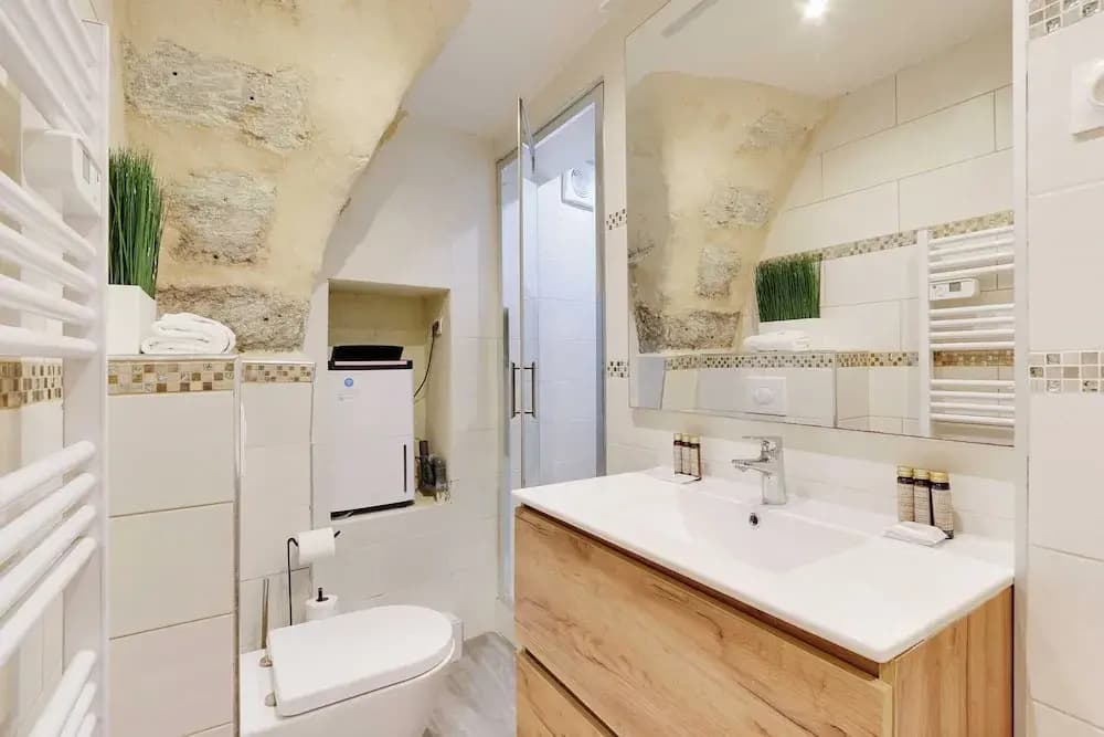 Charming Apartment With AC -1br-3p- Sentier - Miniature 6