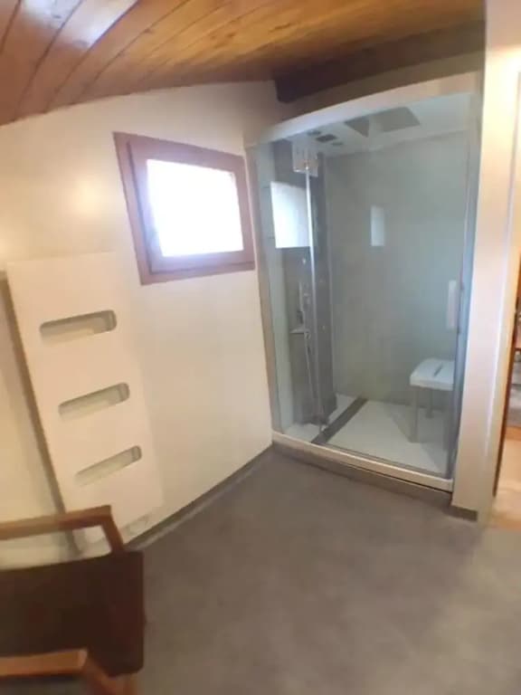 Chalet With 4 Bedrooms in Saint-chaffrey, With Wonderful Mountain View - Photo 4