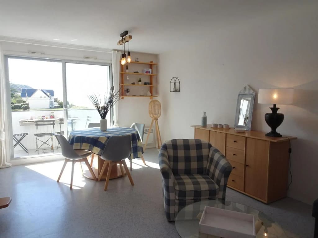 Directly on the Beach, Maisonnette Apartment With Fantastic sea View - Photo 4