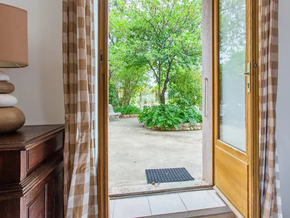 Cozy Holiday Home in Occitanie - Photo 2