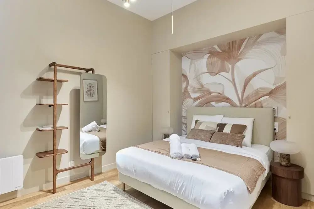 Charming Apartment 2 Bedrooms Centrer of Paris - Photo 2