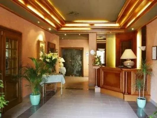 Hôtel-Restaurant A l'Aigle - Photo 2