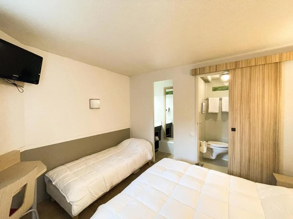 Du Parc Chantepie Hotel - Photo 5