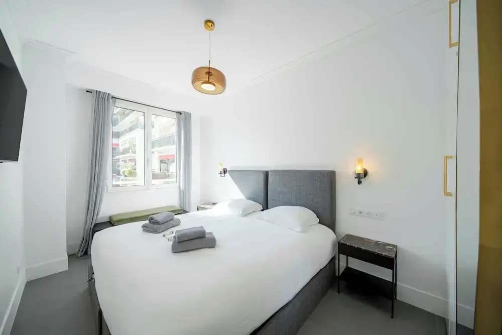 Superb 55m2 Apartment - Heart of Cannes - 2br/4p - Photo 3