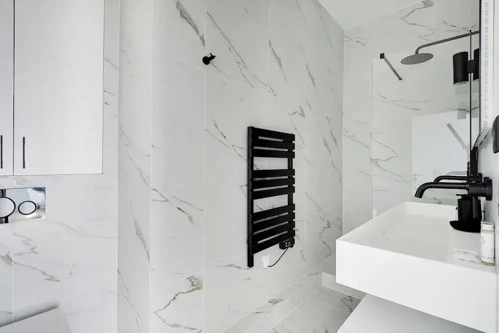 Modern Apartment in Sainte Marguerite - Miniature 8