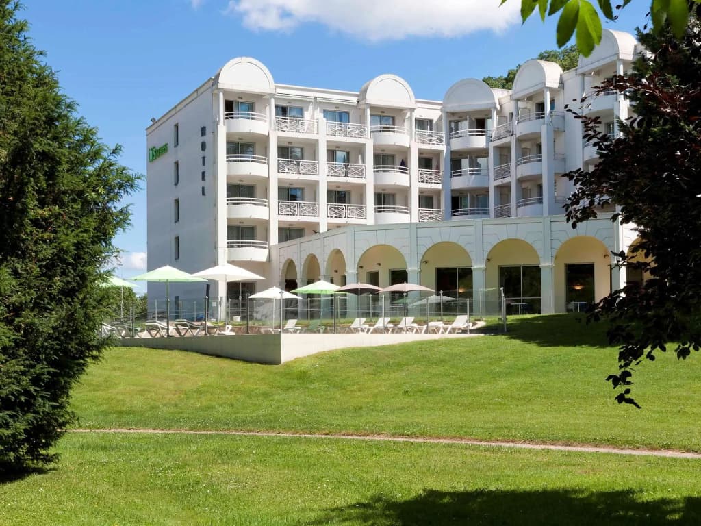 Hotel Ibis Styles Aix-les-Bains Domaine de Marlioz - Photo 1