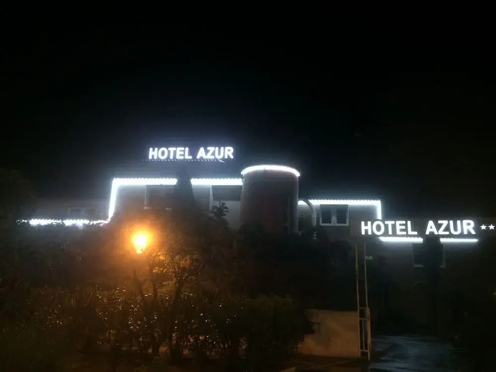 Hôtel Azur - Photo 1