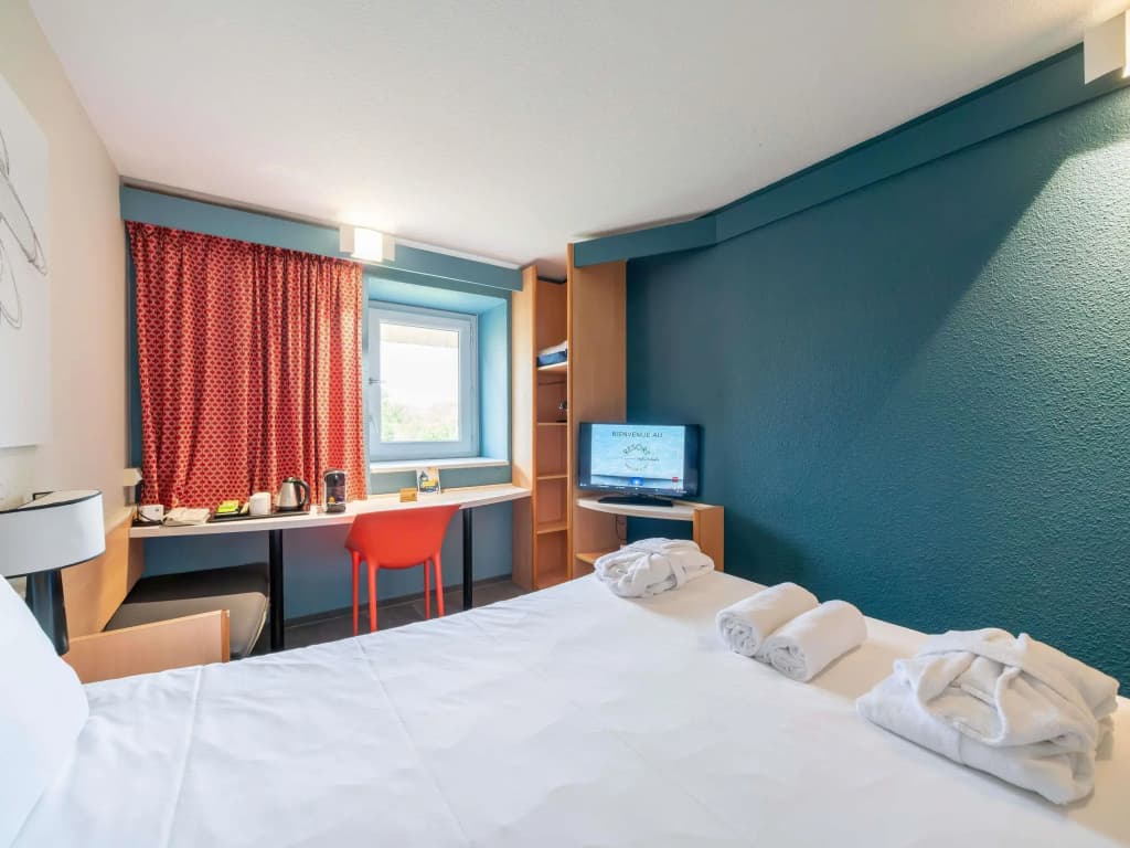 ibis Antibes Sophia Antipolis - Photo 4