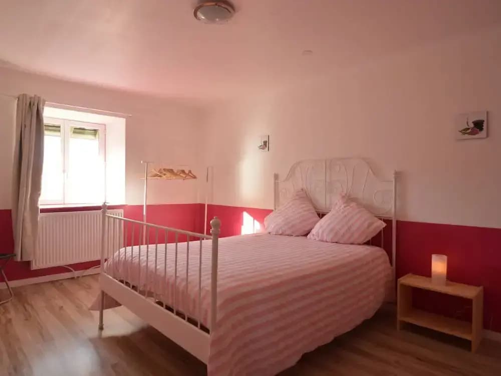 Lovely Holiday Home in Osmanville With Terrace - Photo 1