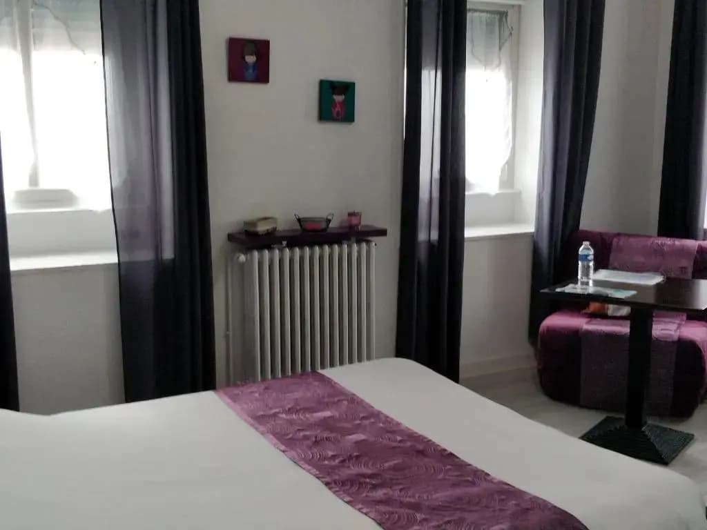 Hôtel Les Grands Voyageurs - Photo 2