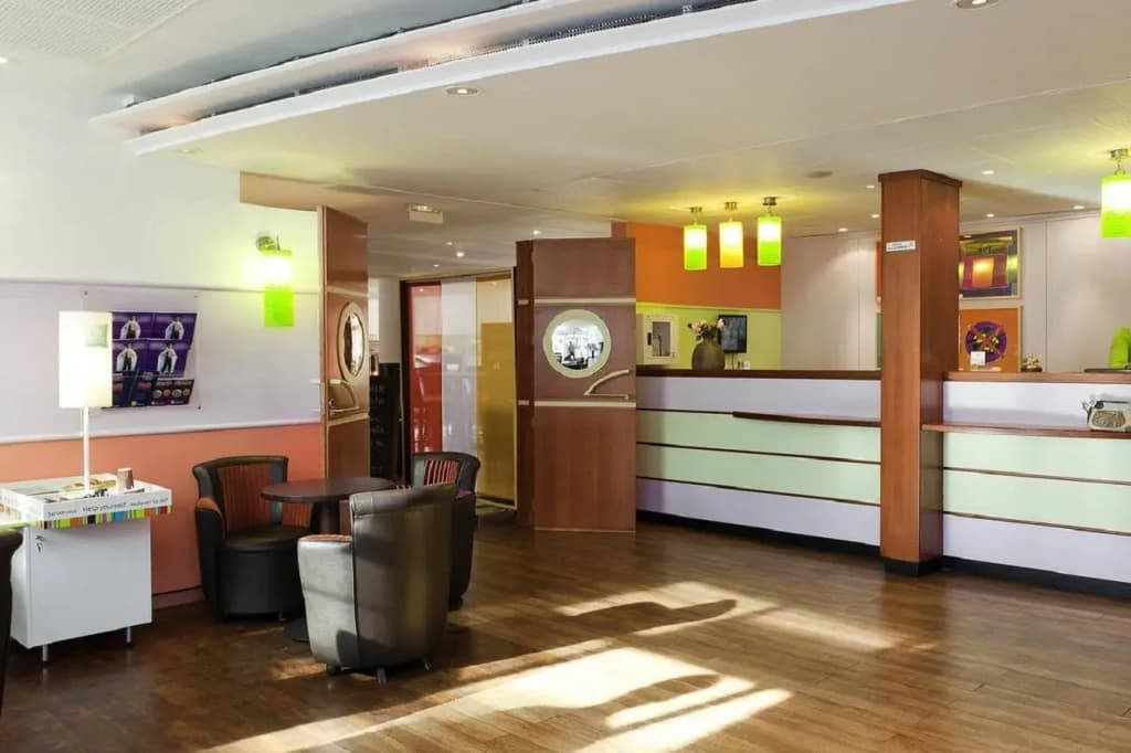 ibis Styles Antibes - Photo 2