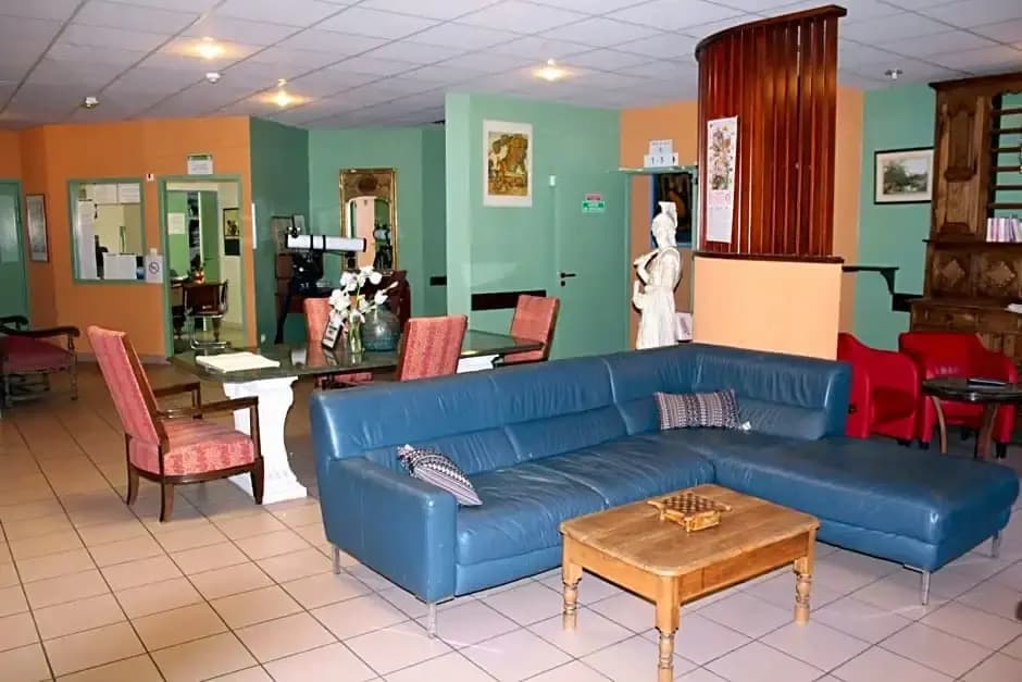 Hotel Des Oliviers - Photo 2