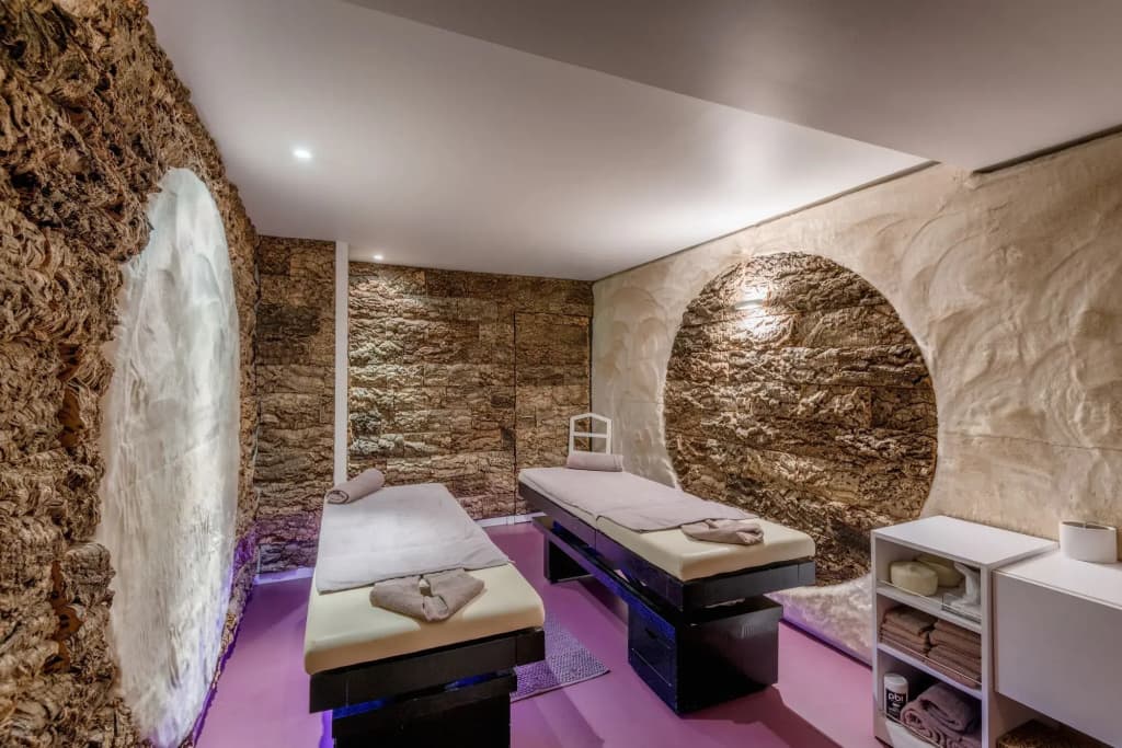 Le Grand Hotel Spa et son Chalet - Photo 2