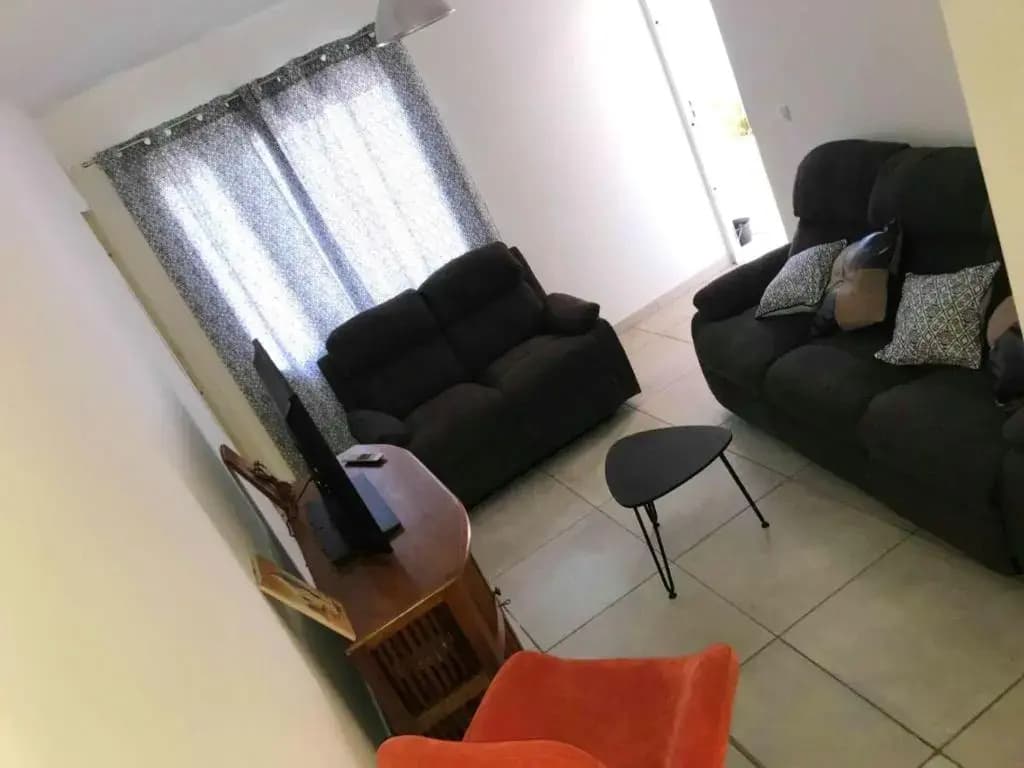 Maison de 3 chambres avec jacuzzi terrasse et wifi a Saint Louis - Miniature 7