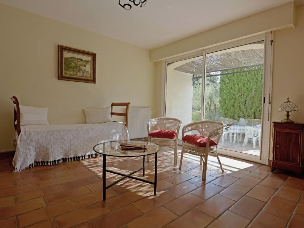 Mediterranean Garden Retreat - Miniature 7