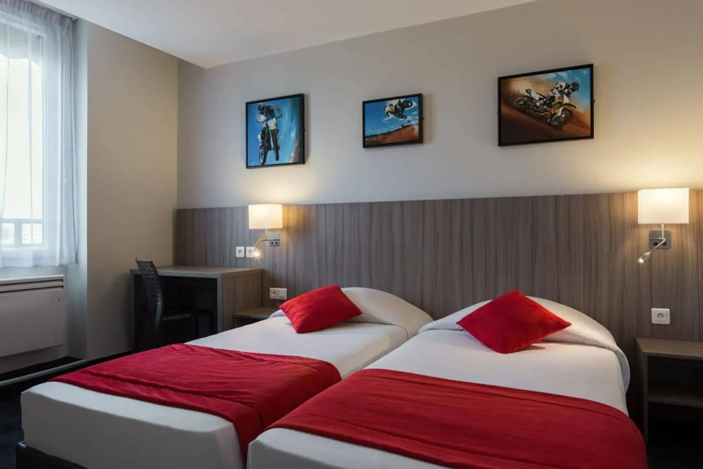Reims Hotel - Photo 2