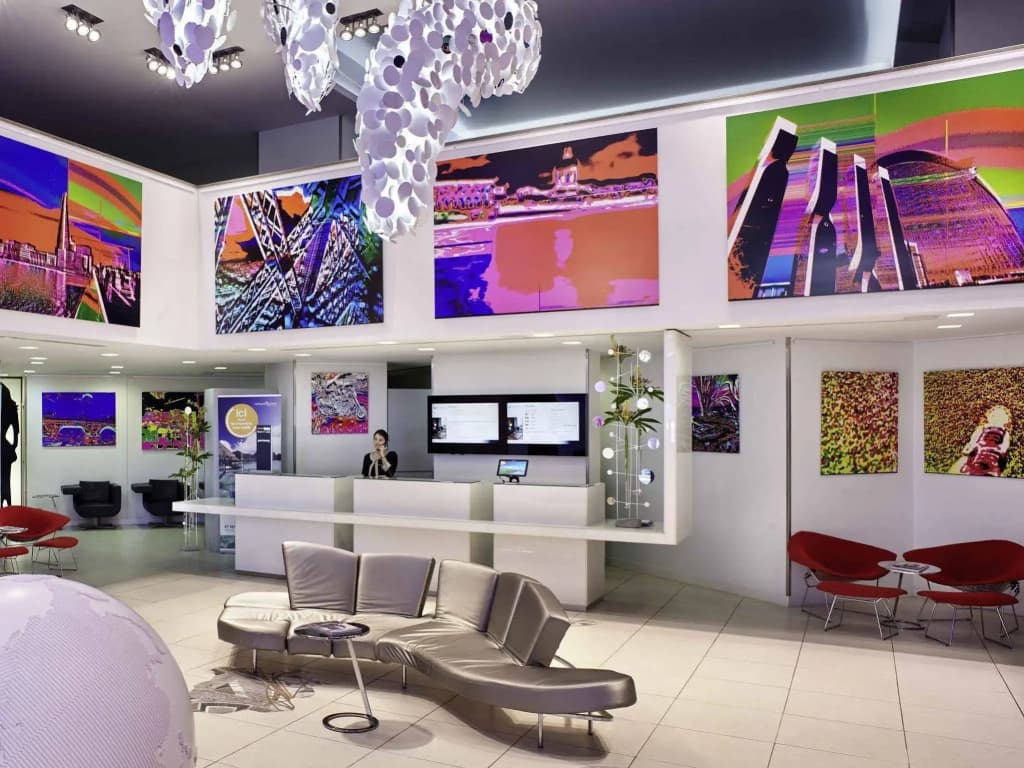FirstName Toulouse, part of JdV by Hyatt - Photo 2