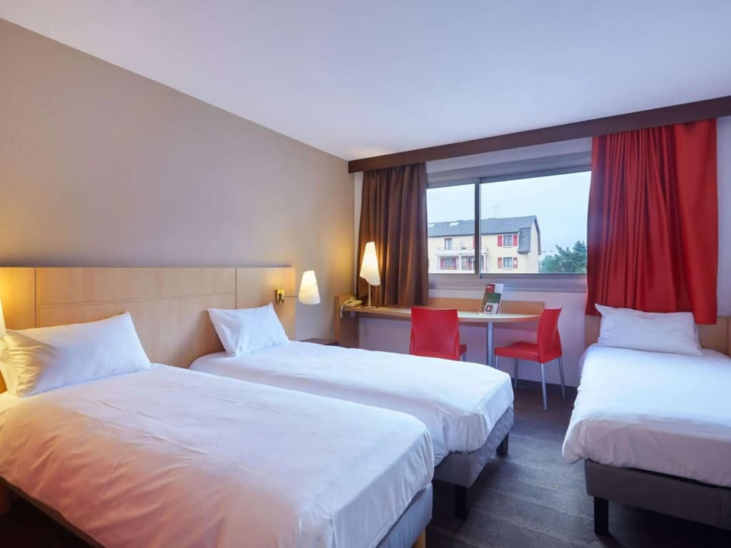 ibis Annemasse - Photo 2
