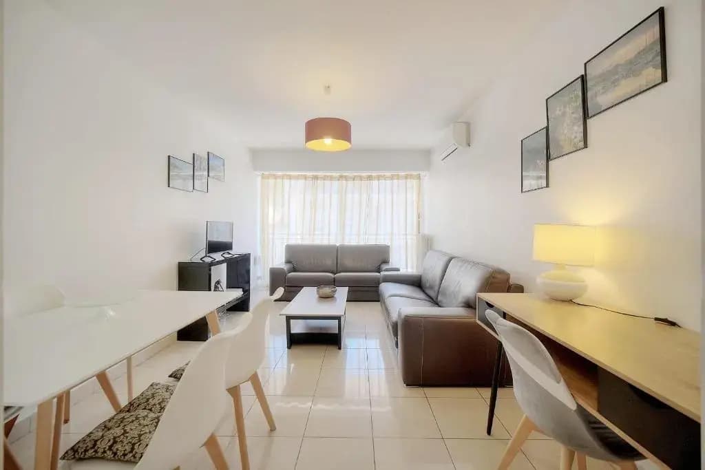 IMMOGROOM - Renovated apartment - Terrace - AC - Photo 5