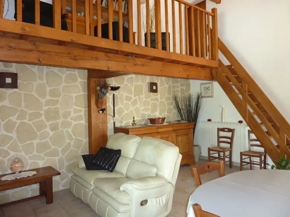 Relaxing Retreat in Saint-pons - Miniature 7