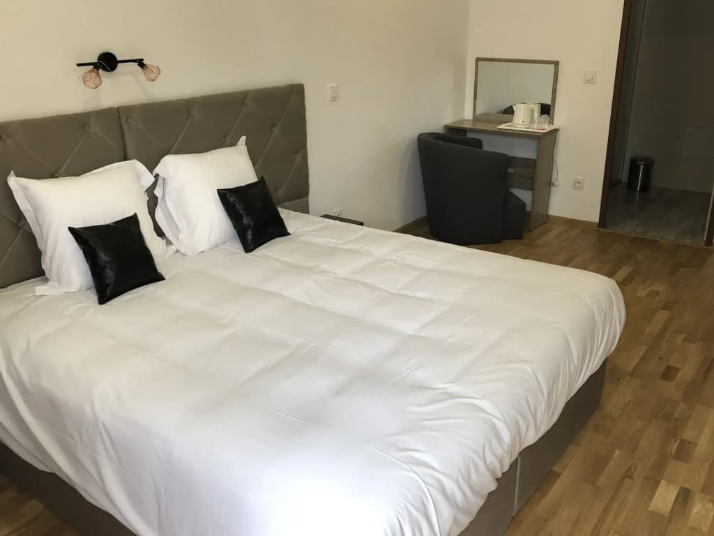 Hotel La Citadelle - Photo 2