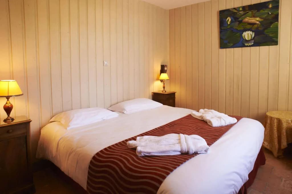 Hôtel le Bussy - Photo 2