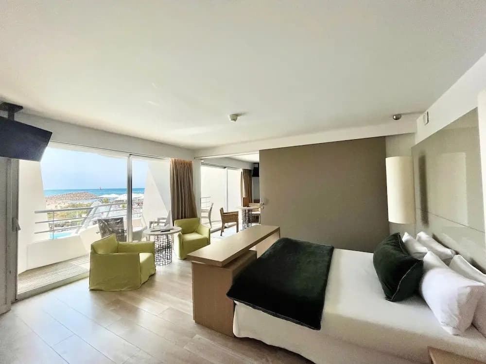 Hôtel Thalasso & Spa Les Corallines - Photo 4