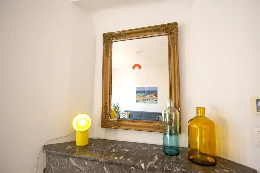 Place Saint Michel Apartment - Photo 3