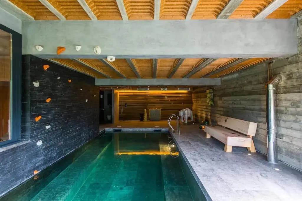 Luxueux chalet 4 chambres avec piscine et hammam - Miniature 7
