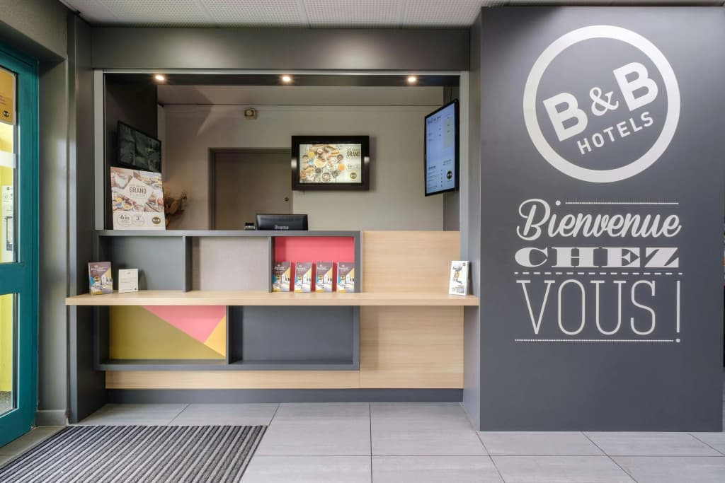 B&B HOTEL Calais Centre Saint-Pierre - Photo 1