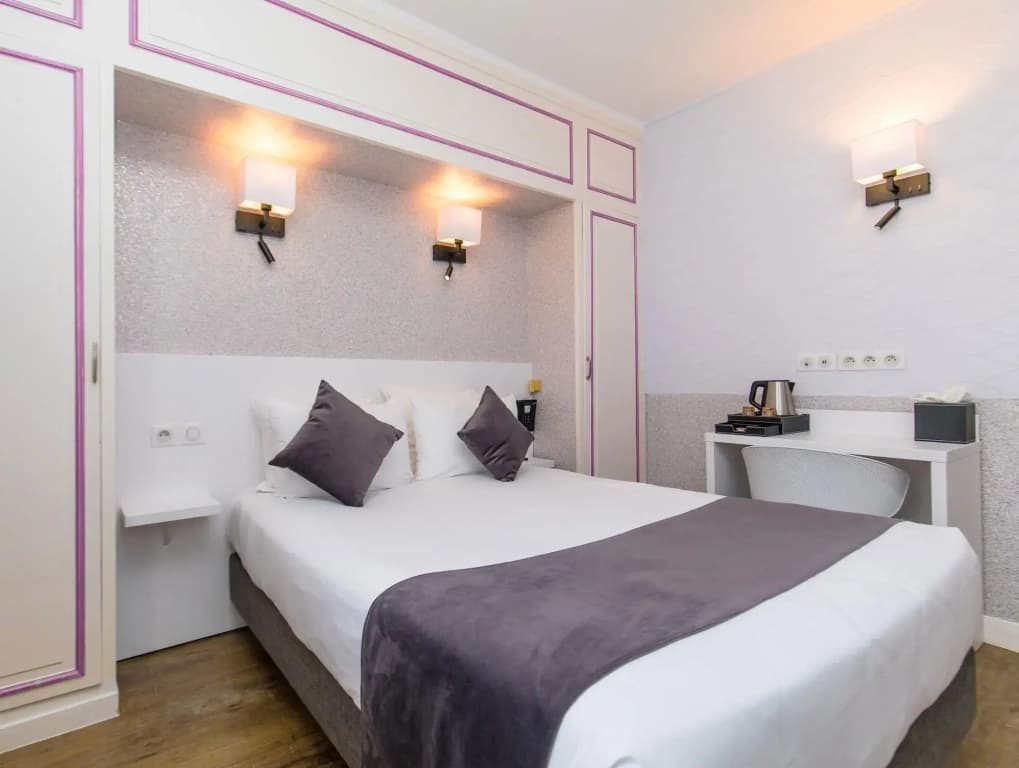 Hotel de Paris Montparnasse - Photo 2
