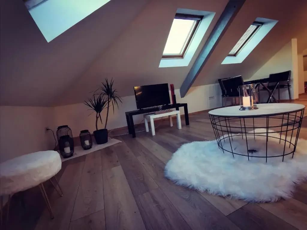 Cosy Chic - Photo 1