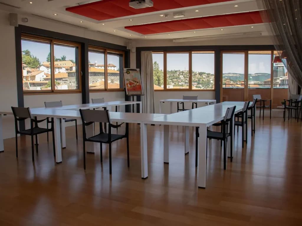 ibis Styles Le Puy-en-Velay - Miniature 8