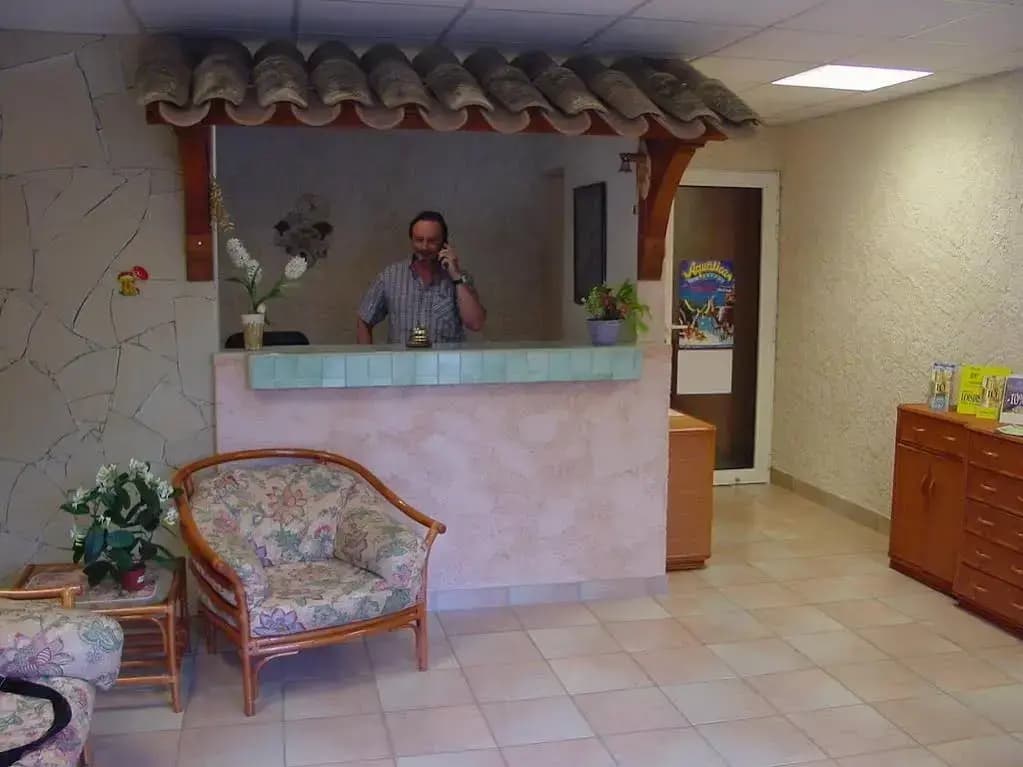 Hôtel de la plage - Photo 2