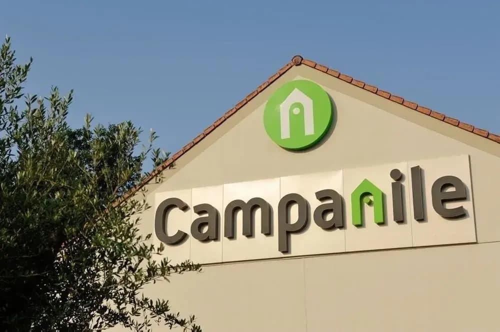 Hôtel Restaurant Campanile Issoudun - Photo 1